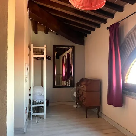 La Casa Colorata Nel Cuore Della Venezia * Livorno