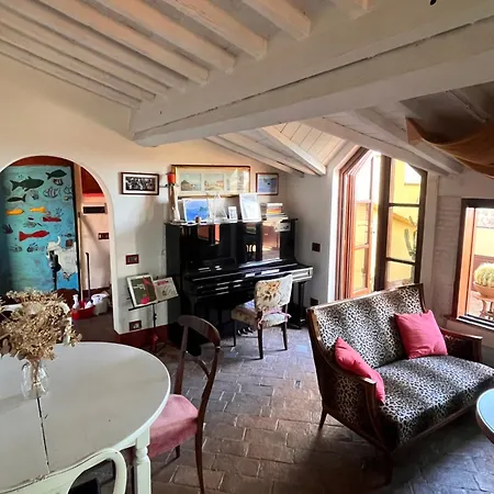 La Casa Colorata Nel Cuore Della Venezia Apartman